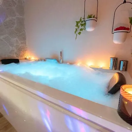 Appartement Avec 2 Jacuzzi Balneo, Parking Nice